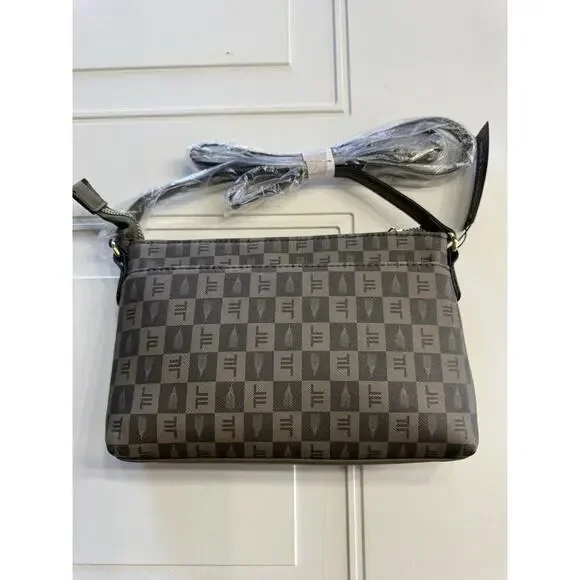 London Fog Addison Tower Signature Print Crossbody Bag Zip Around Wallet NWT $78 - Picture 3 of 5